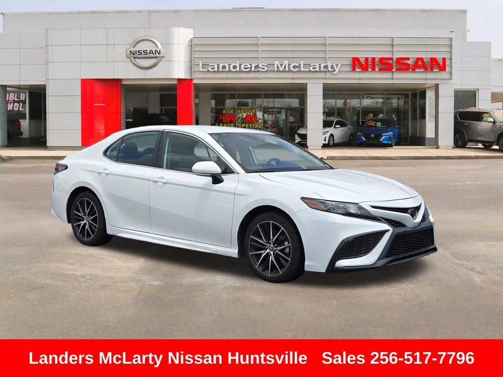 Used 2024 Toyota Camry SE Sedan