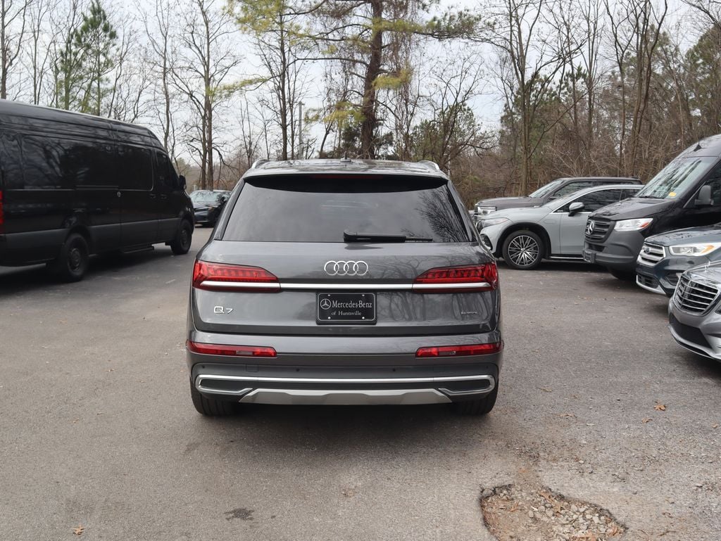 Used 2024 Audi Q7 45 Premium Plus SUV