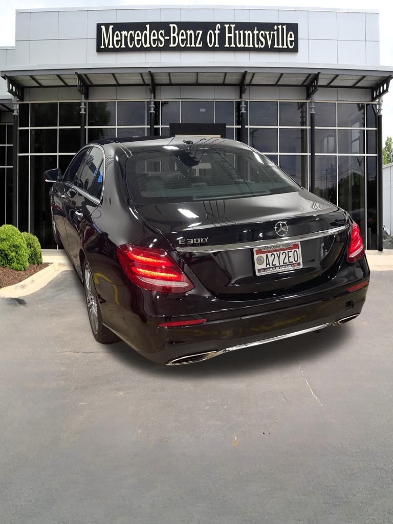 2017 Mercedes-Benz E-Class E300's photo