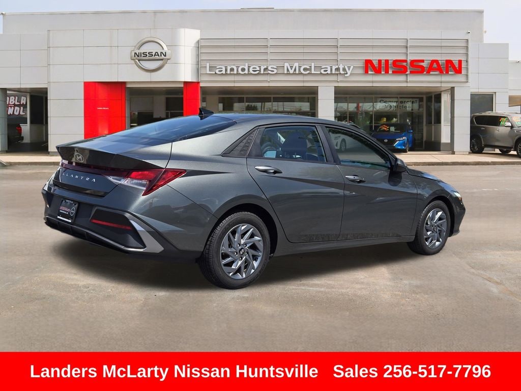 Used 2024 Hyundai Elantra SEL Sedan