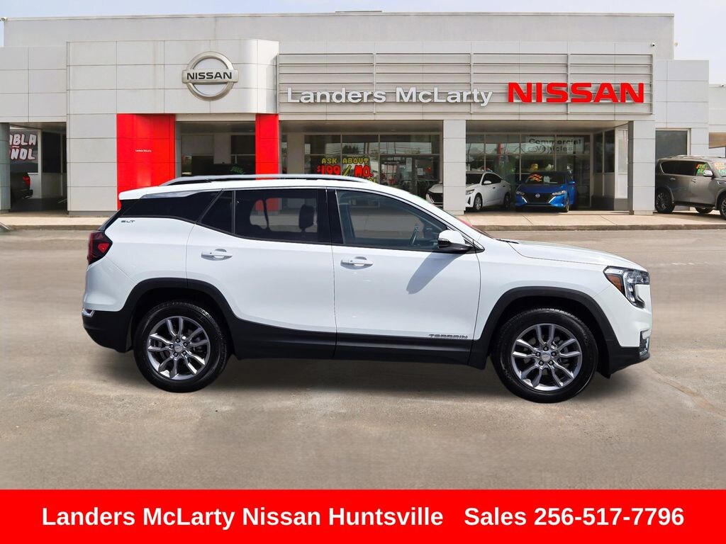 Used 2024 GMC Terrain SLT SUV