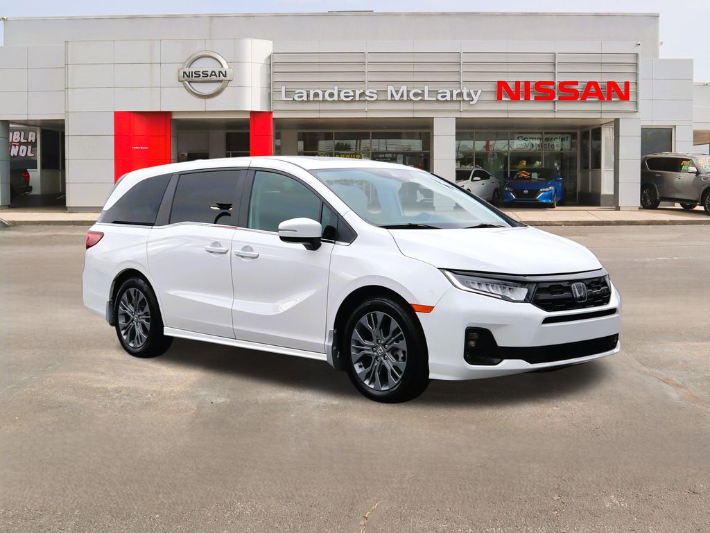 2025 Honda Odyssey Touring's photo