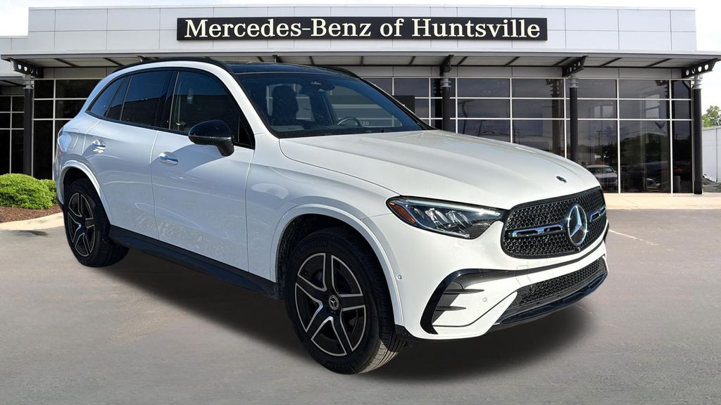 2025 Mercedes-Benz GLC GLC 300 4MATIC's photo