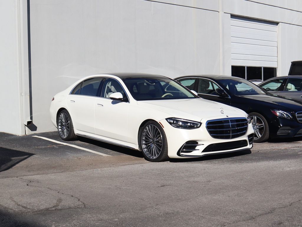 2021 Mercedes-Benz S-Class S580's photo