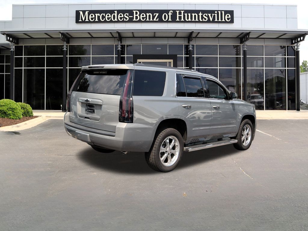 2018 Chevrolet Tahoe LT photo 2