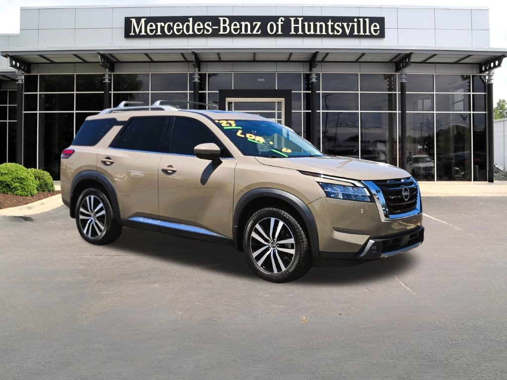 Used 2023 Nissan Pathfinder Platinum SUV