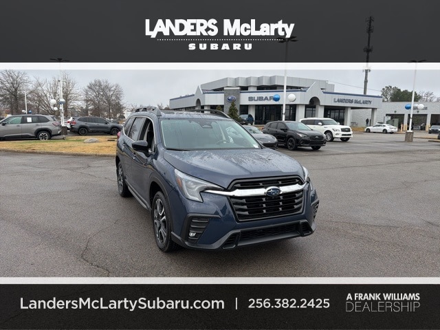 2025 Subaru Ascent Limited's photo