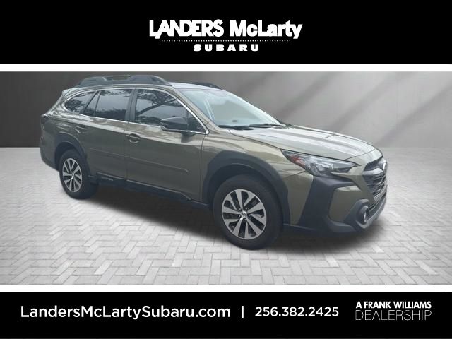2025 Subaru Outback Premium's photo