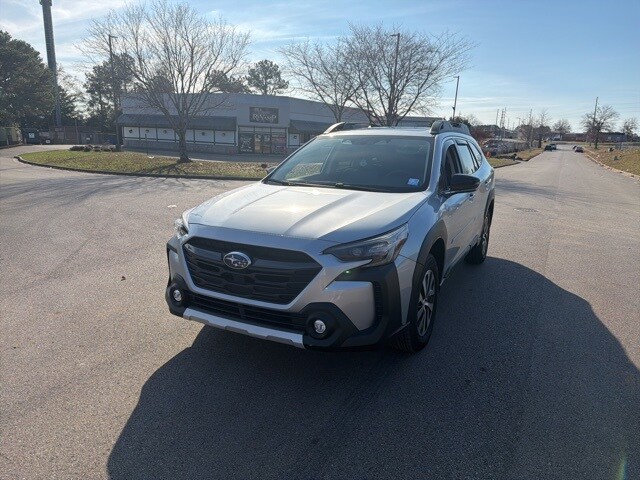 2025 Subaru Outback Premium photo 2