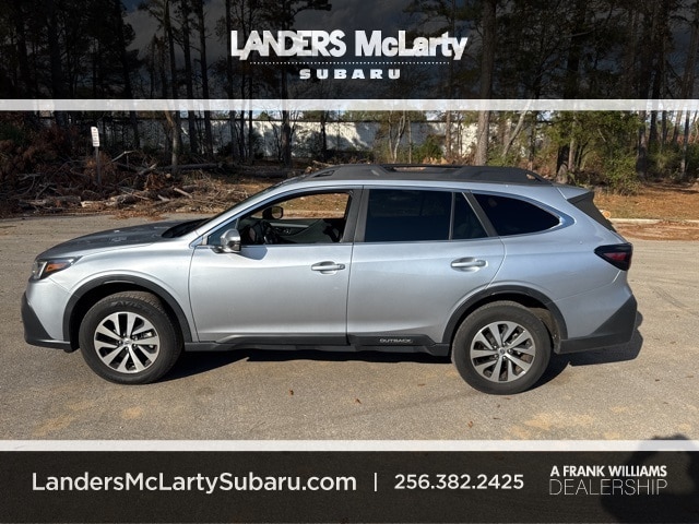 2022 Subaru Outback Premium's photo