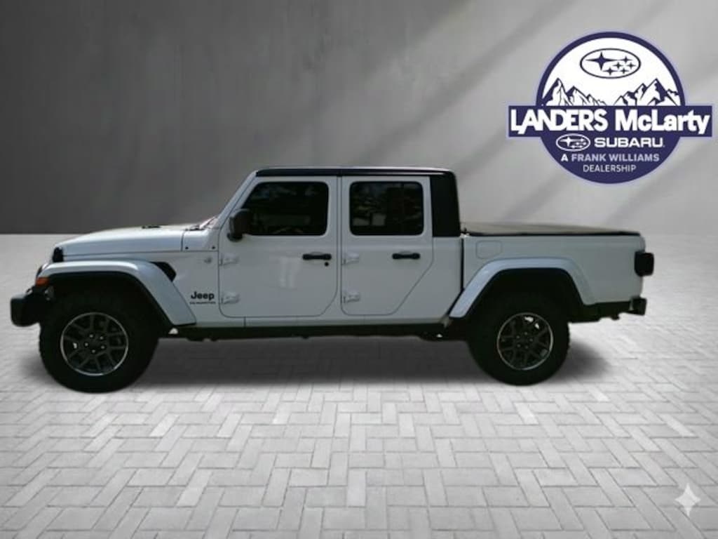 Used 2020 Jeep Gladiator Overland Truck Crew Cab