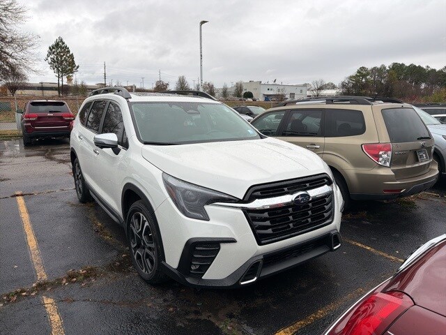 2023 Subaru Ascent Touring photo 2