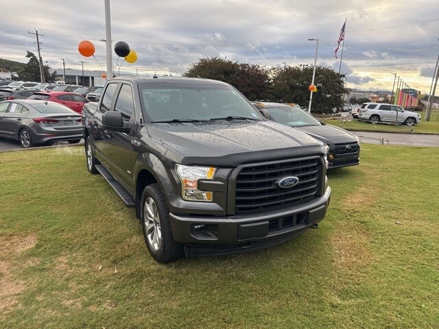 2017 Ford F-150 XL photo 2