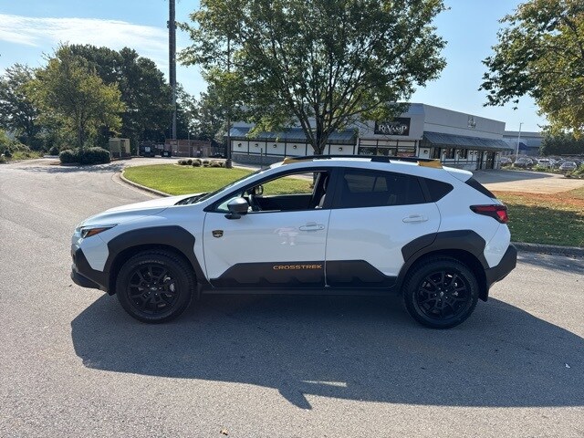 2025 Subaru Crosstrek Wilderness photo 2