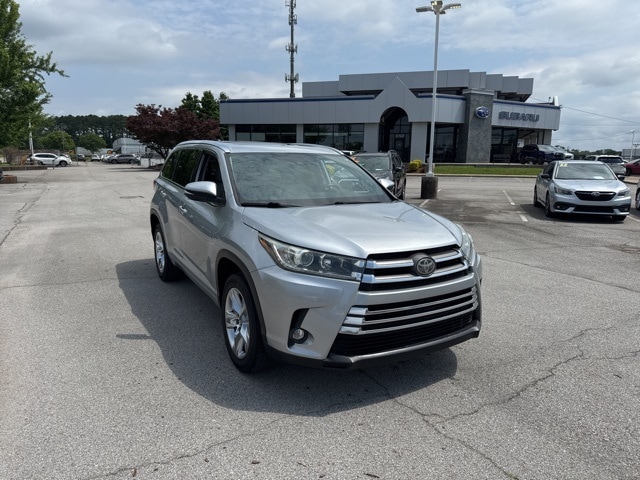 Used 2019 Toyota Highlander Limited with VIN 5TDYZRFH8KS318412 for sale in Huntsville, AL