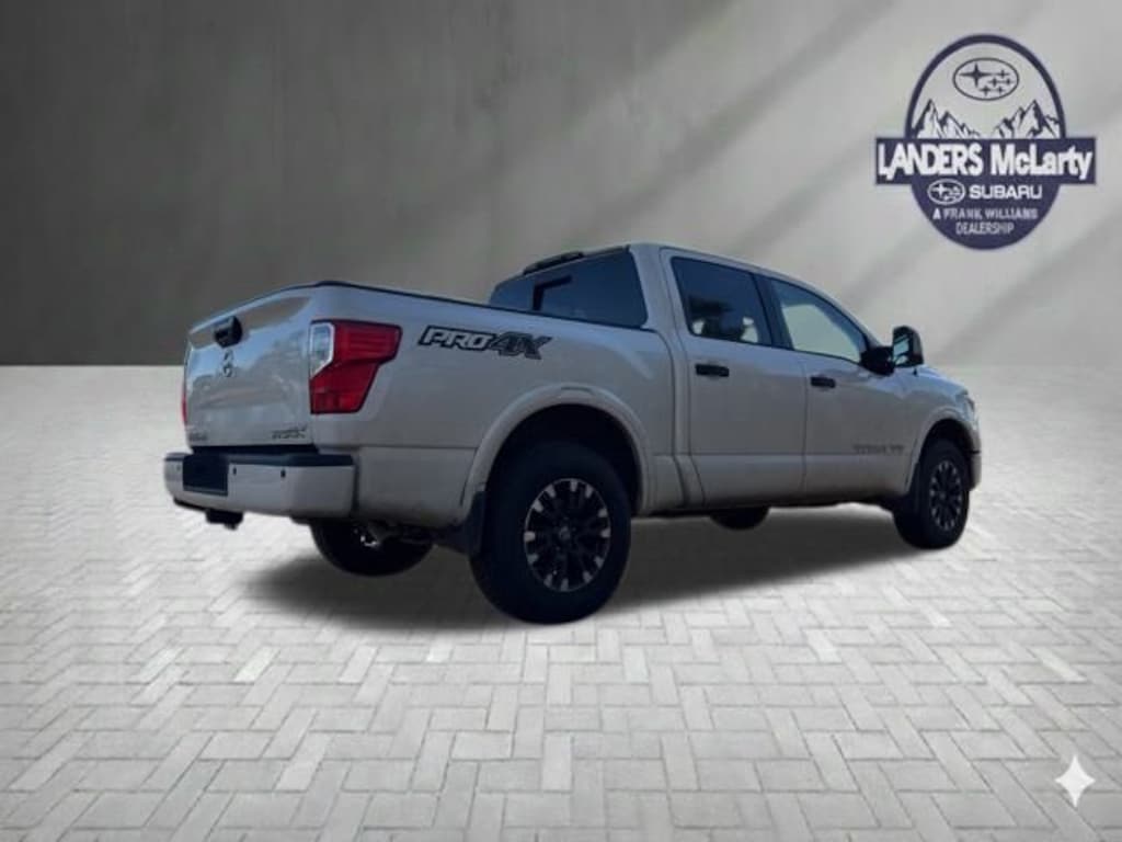 Used 2019 Nissan Titan PRO-4X Truck Crew Cab