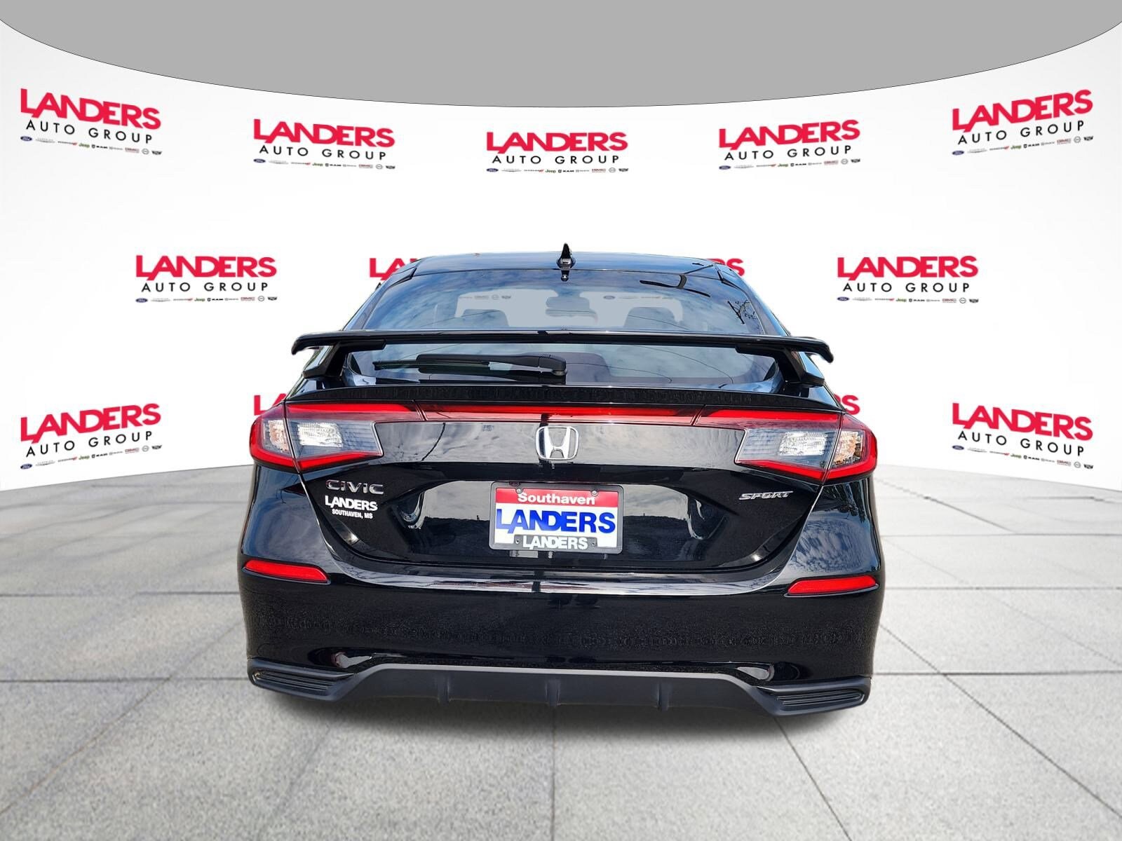 2024 Honda Civic Hatchback Sport photo 4