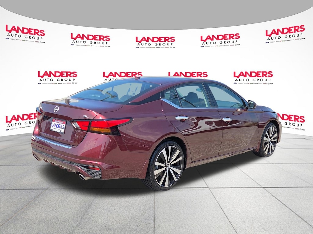 Used 2023 Nissan Altima 2.5 SL Sedan