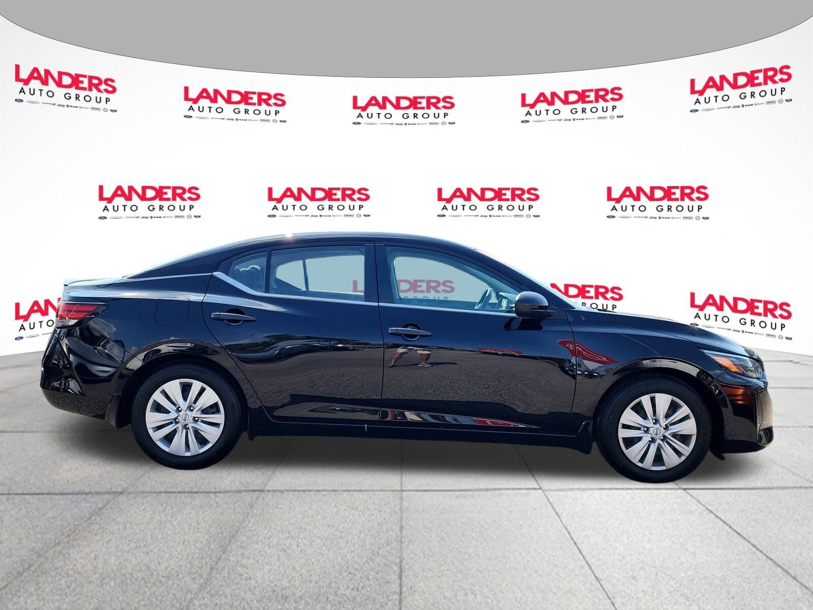 2025 Nissan Sentra S photo 2