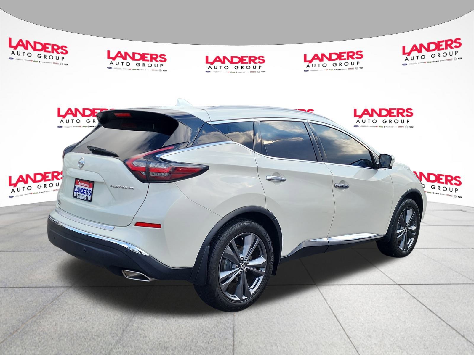 2020 Nissan Murano Platinum photo 2