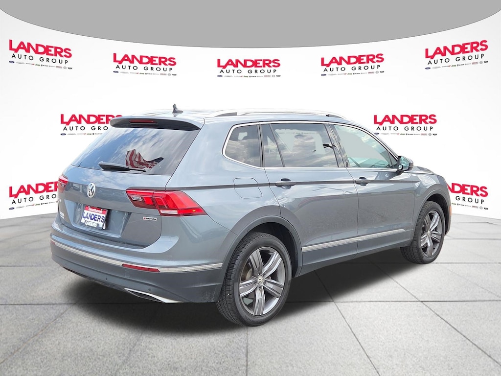 Used 2020 Volkswagen Tiguan SEL SEL 2.0T 4MOTION