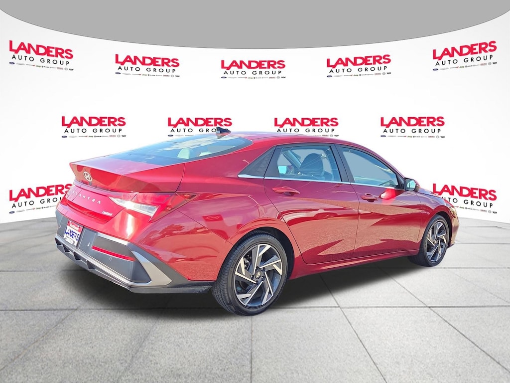 Used 2024 Hyundai Elantra Limited Limited IVT