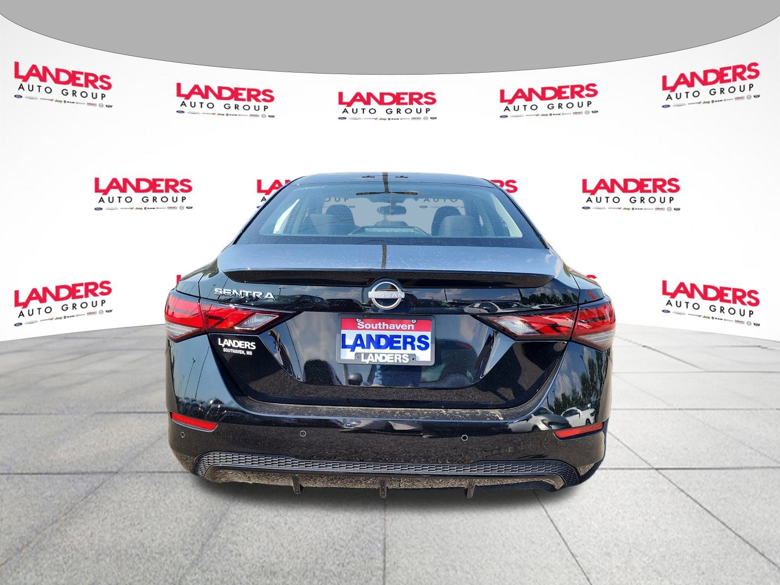 2025 Nissan Sentra S photo 4