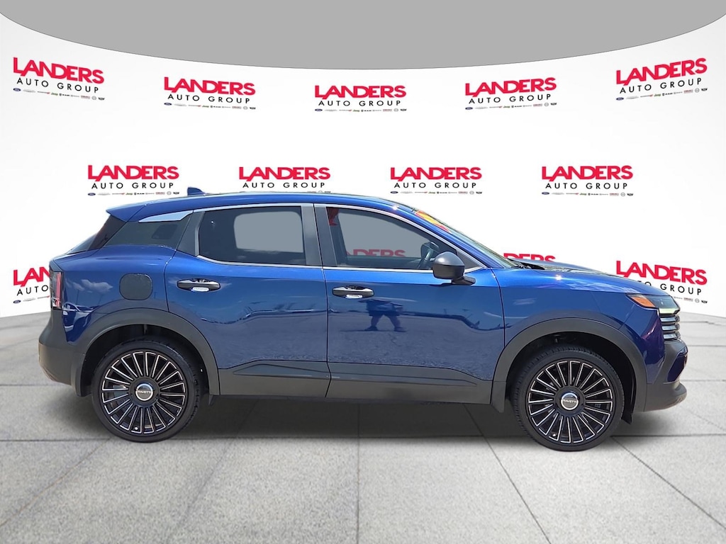 Used 2025 Nissan Kicks S S FWD