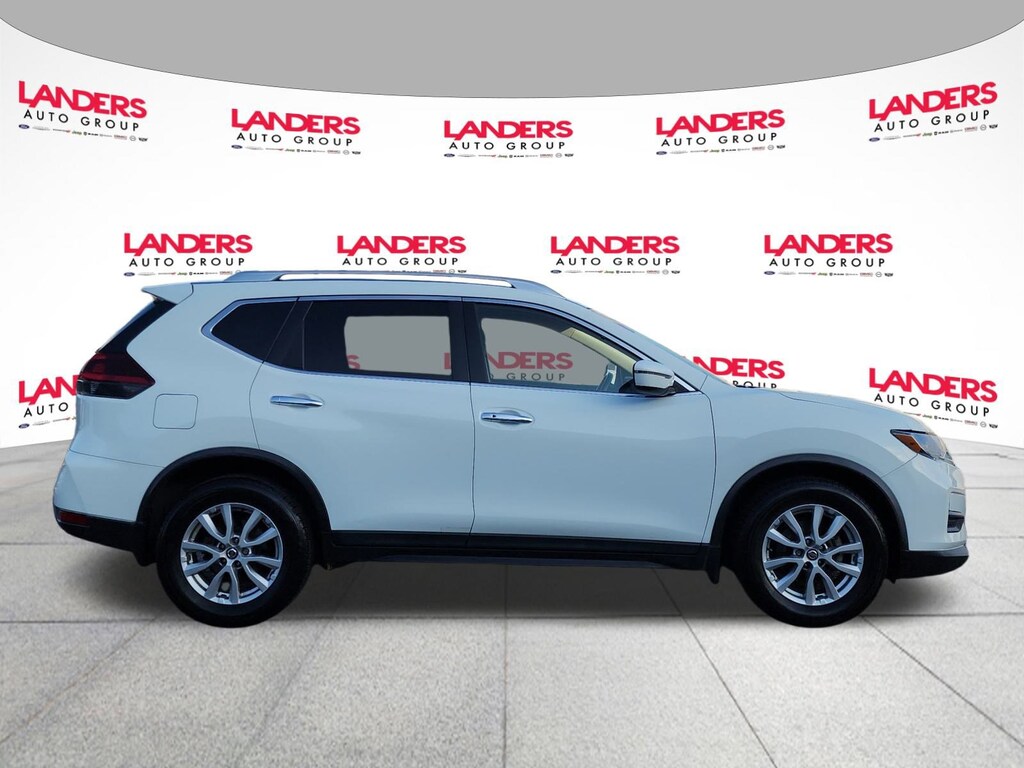 Used 2019 Nissan Rogue SV FWD SV