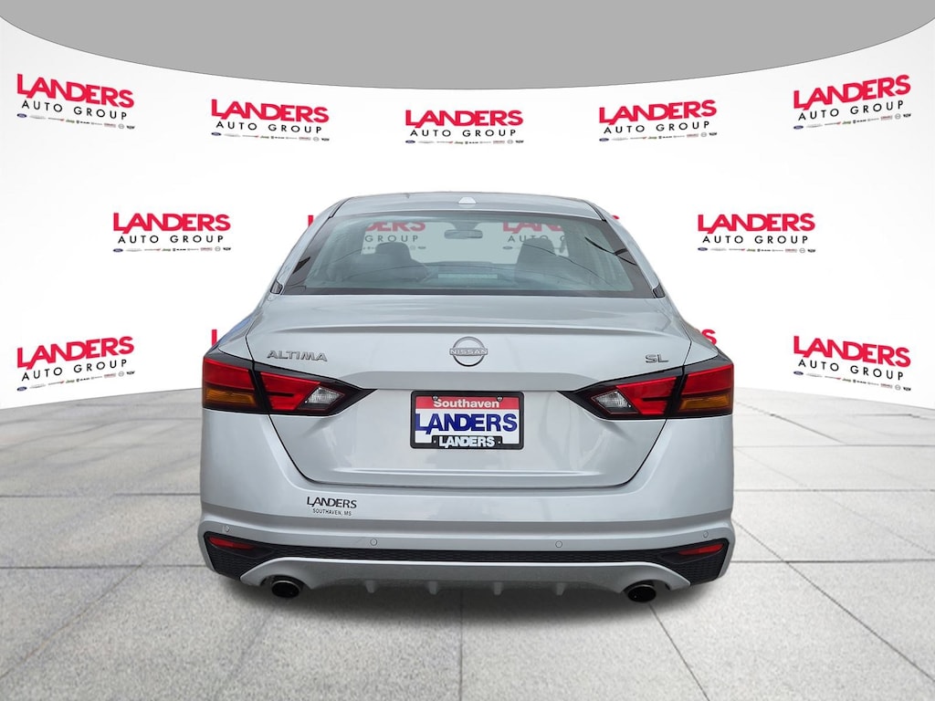 Used 2023 Nissan Altima 2.5 SL Sedan