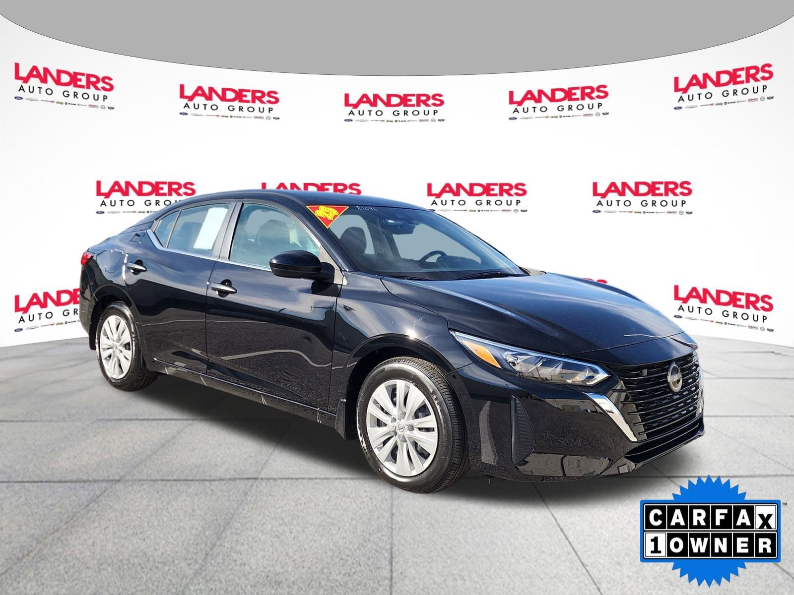 2025 Nissan Sentra S's photo