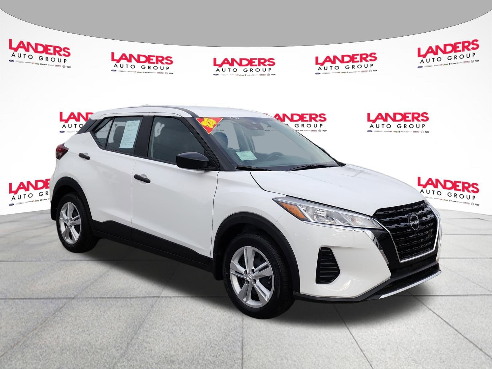 2025 Nissan KICKS PLAY