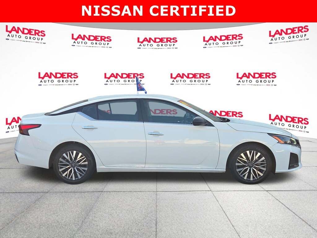 Certified 2025 Nissan Altima SV SV FWD