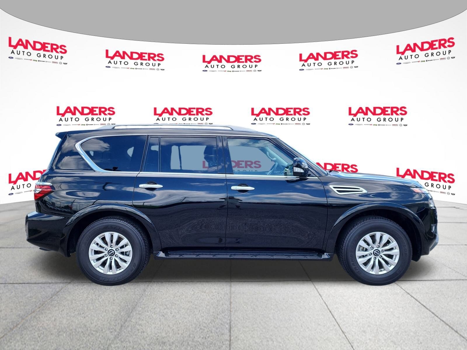 2024 Nissan Armada SV photo 2