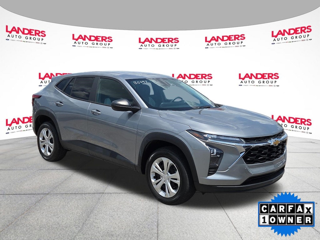 Used 2024 Chevrolet Trax LS FWD LS