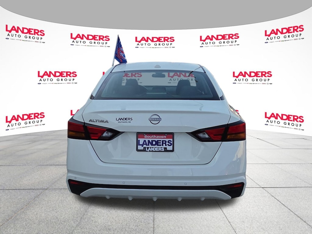 Used 2025 Nissan Altima SV SV FWD