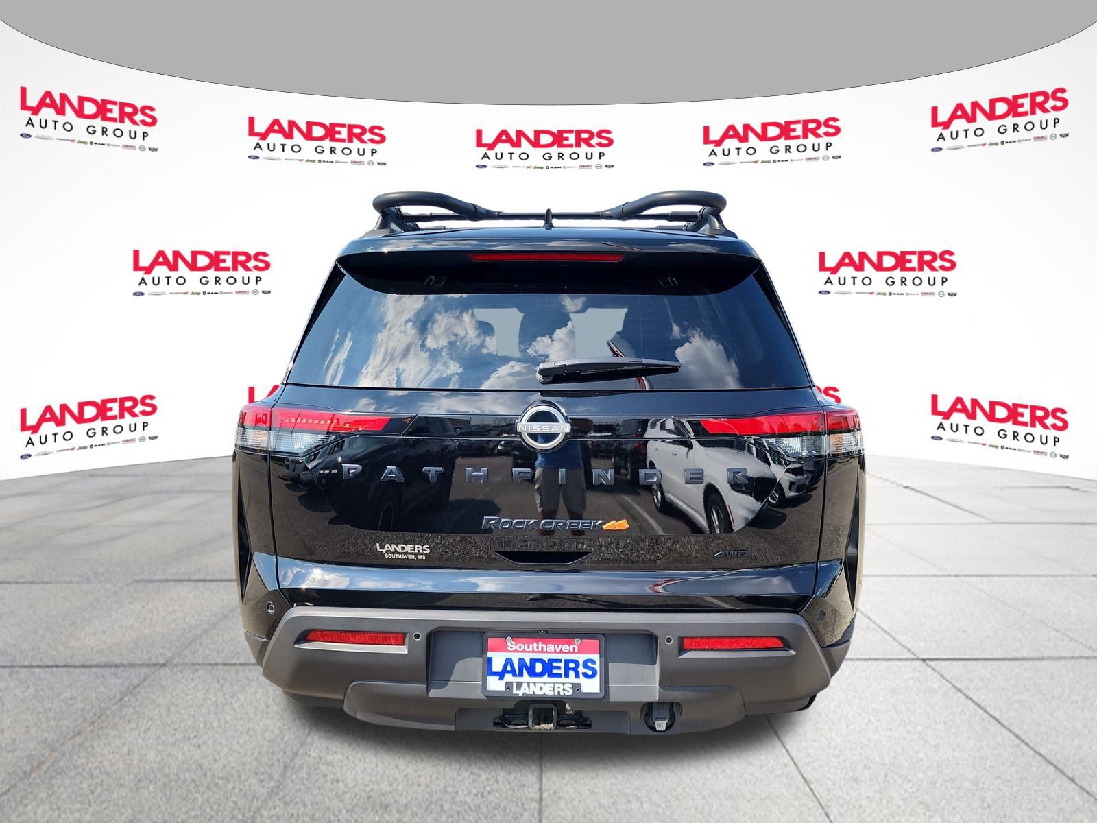 2024 Nissan Pathfinder Rock Creek photo 4