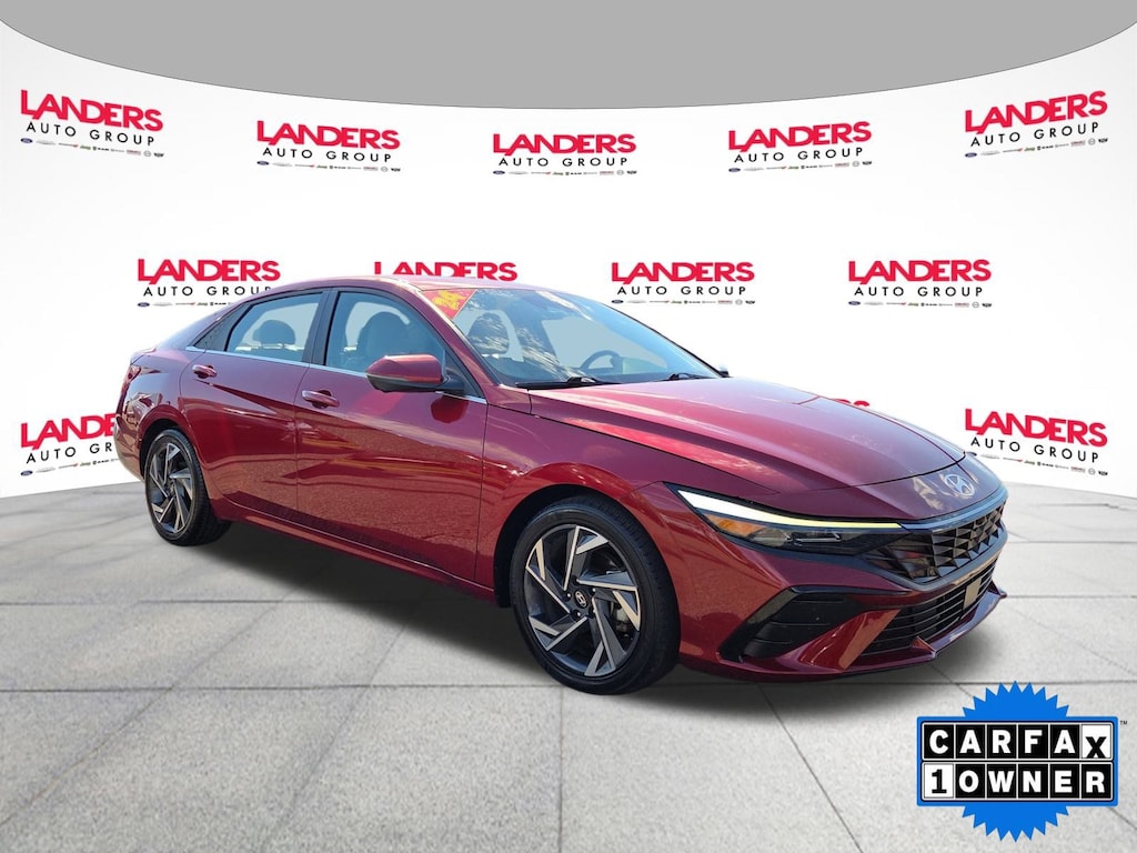 Used 2024 Hyundai Elantra Limited Limited IVT