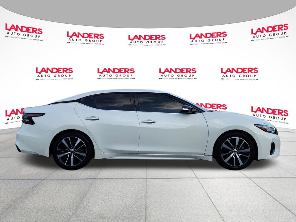 Used 2022 Nissan Maxima SV SV CVT