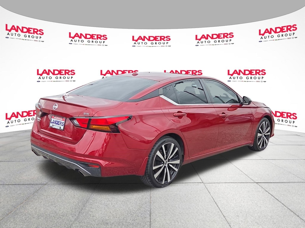 Used 2022 Nissan Altima 2.5 SR Sedan