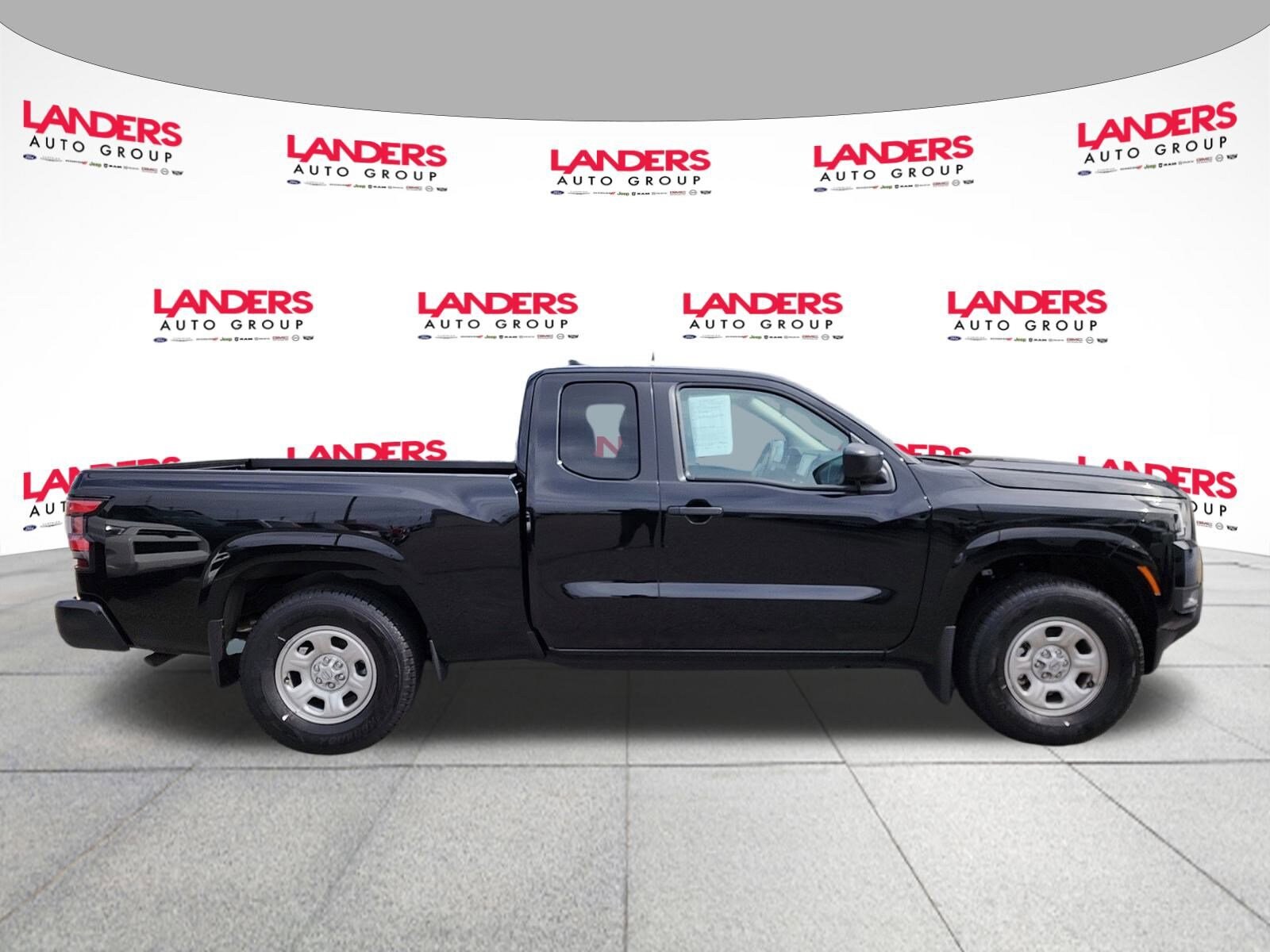 2025 Nissan Frontier King Cab S photo 2