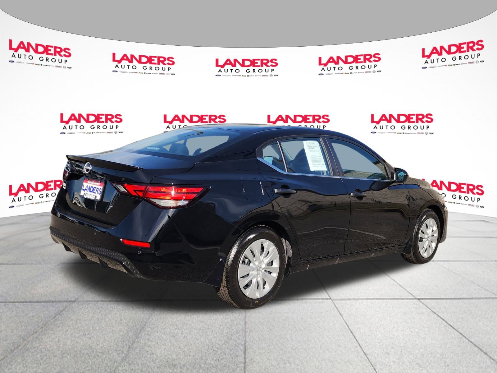 2025 Nissan Sentra S photo 3