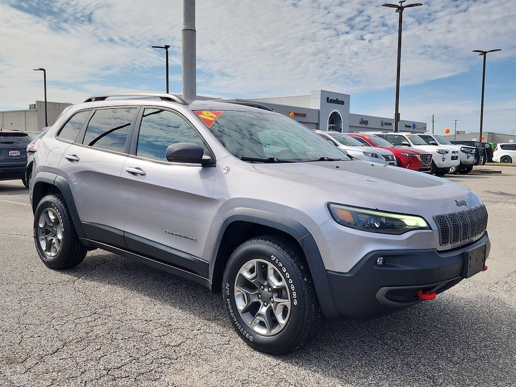 Used 2019 Jeep Cherokee Trailhawk Trailhawk 4x4
