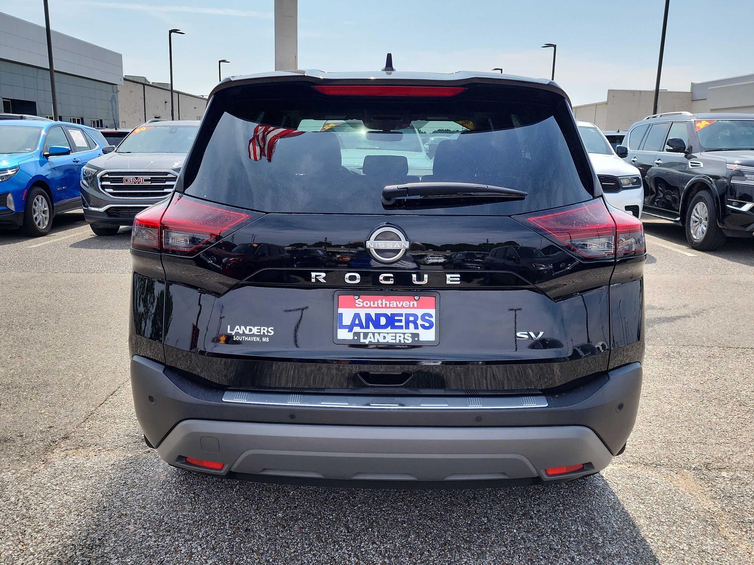 2023 Nissan Rogue SV photo 4