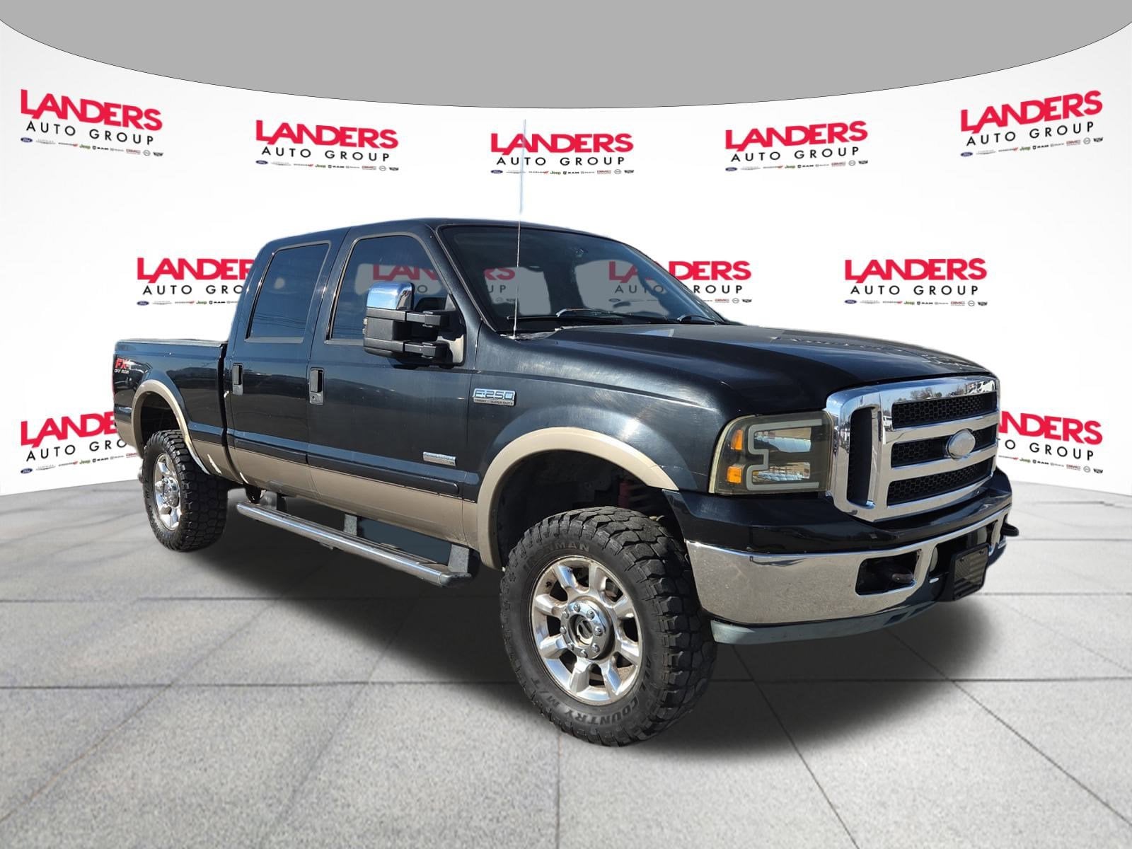 2005 Ford F-250 Super Duty XL's photo