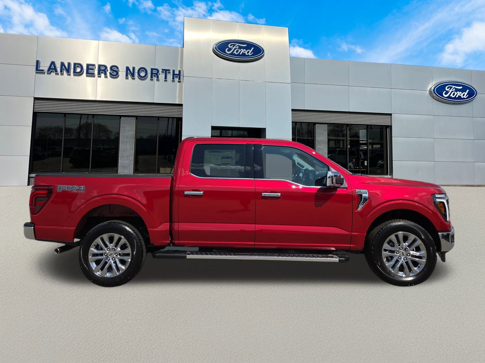 2025 Ford F-150 Lariat photo 2