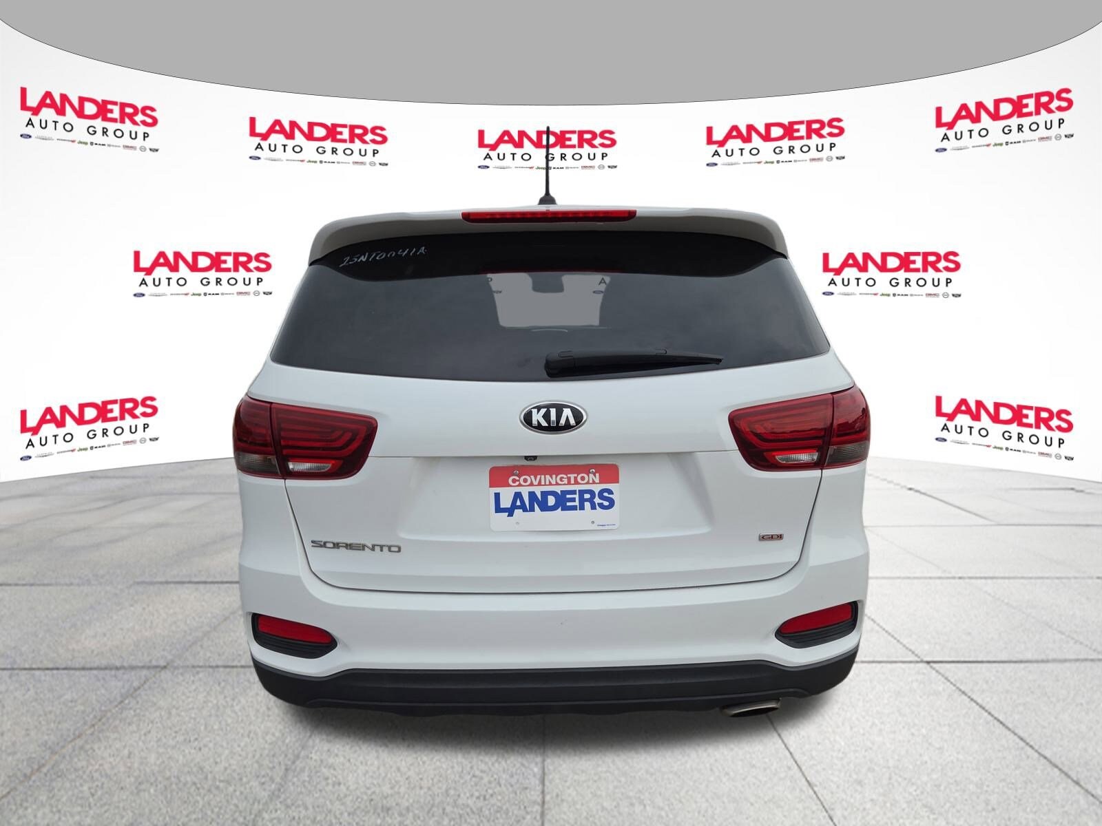 2019 Kia Sorento LX photo 4
