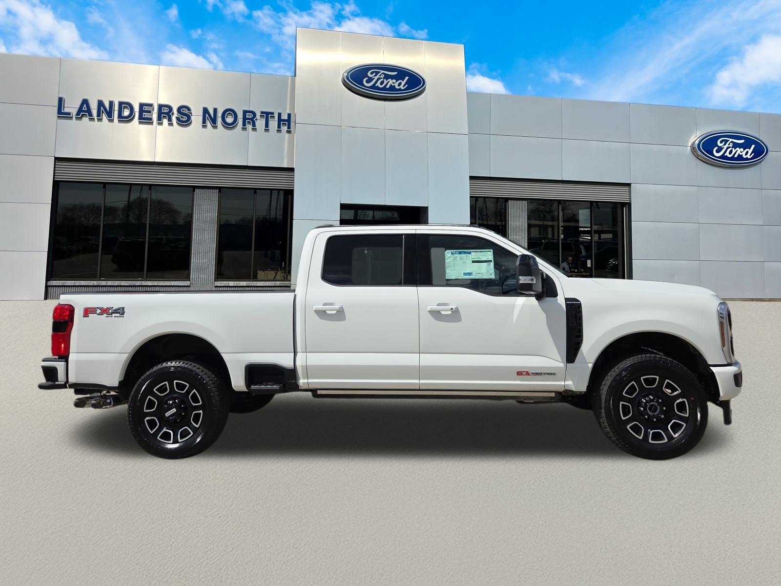 2026 Ford F-250 Super Duty Platinum - Photo 2