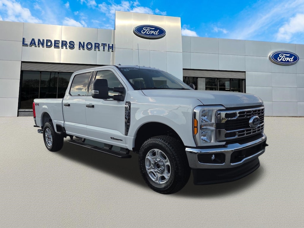 New 2026 Ford Super Duty F-250® XLT Truck Crew Cab