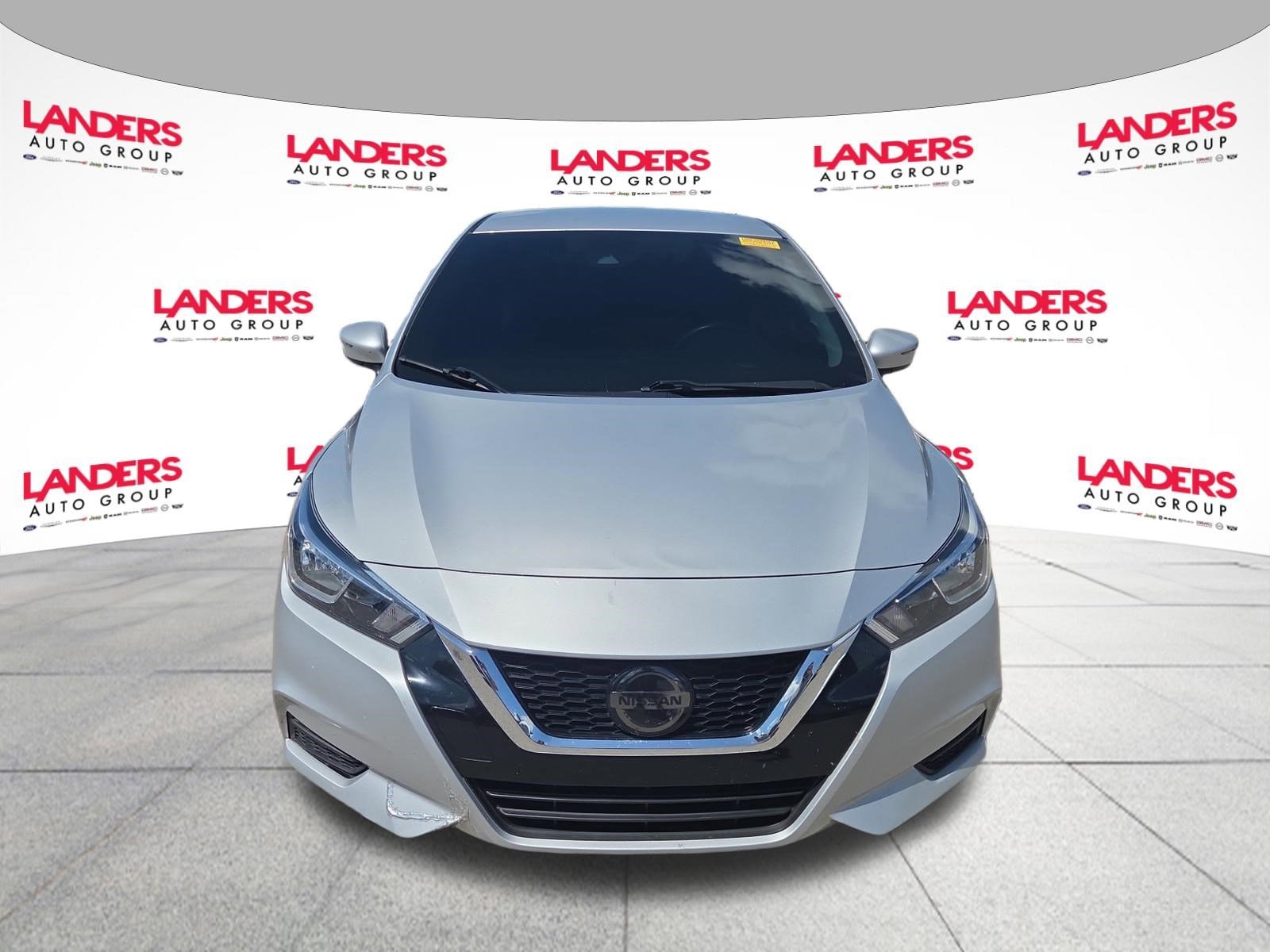 2021 Nissan Versa Sedan SV - Photo 8